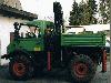 Unimog 406 mit Hardtop und Ladekran